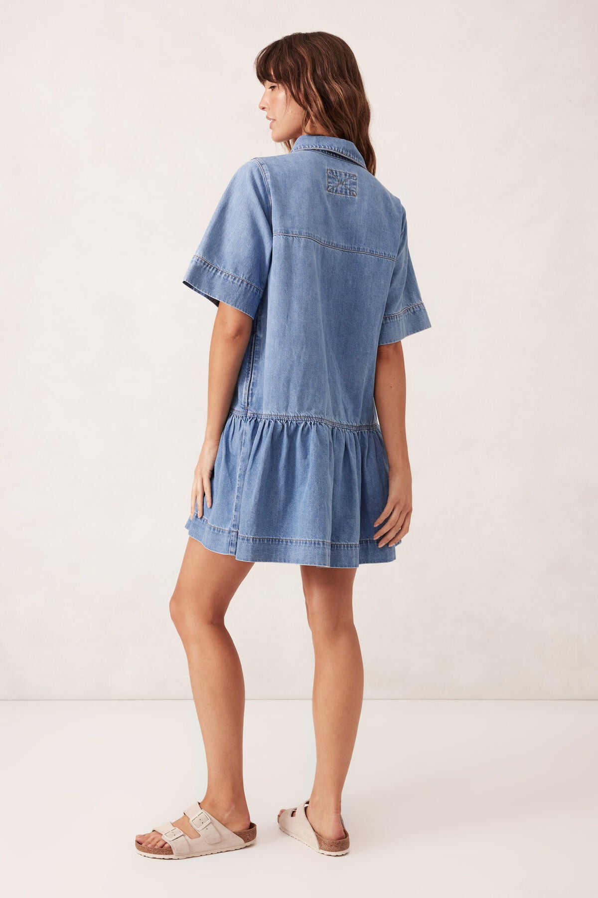 SHORT SLEEVE TIERED POCKET SHIRT DRESS